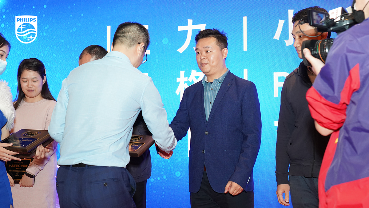 2020智能门锁“孔明奖”揭晓！977552cmc奥6门斩获两大殊荣