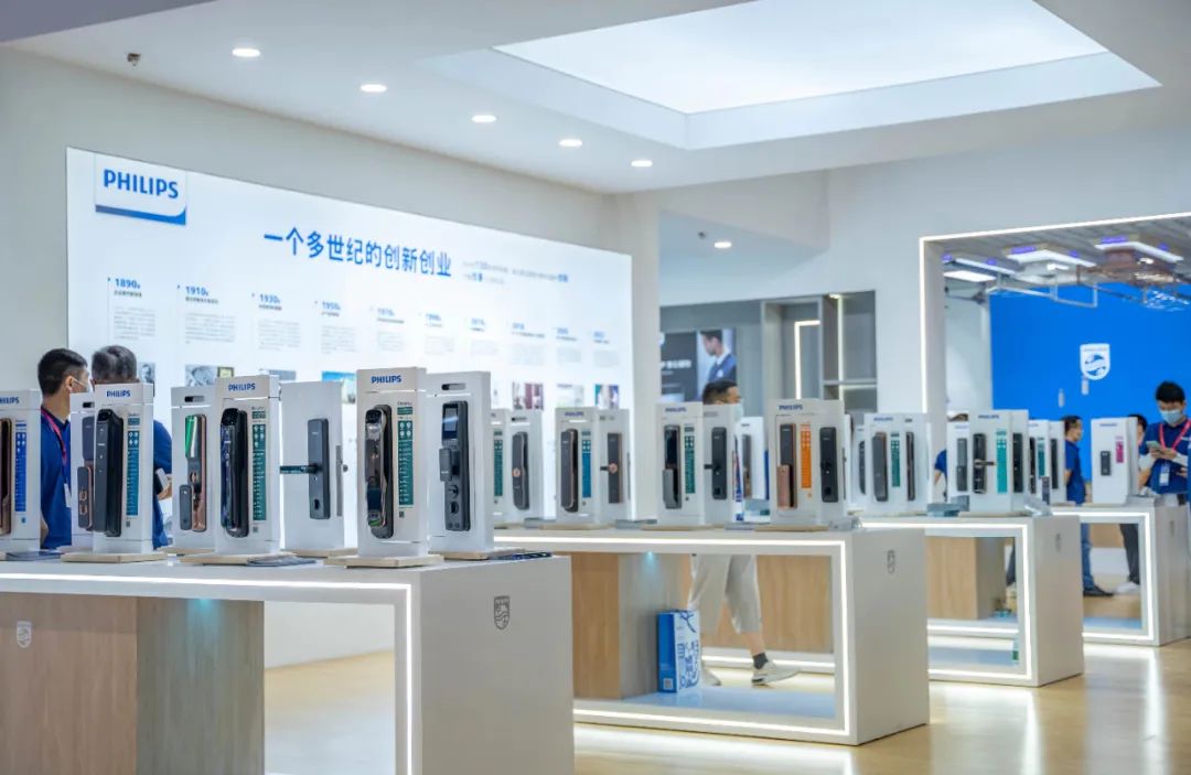 977552cmc奥6门携新品亮相建博会