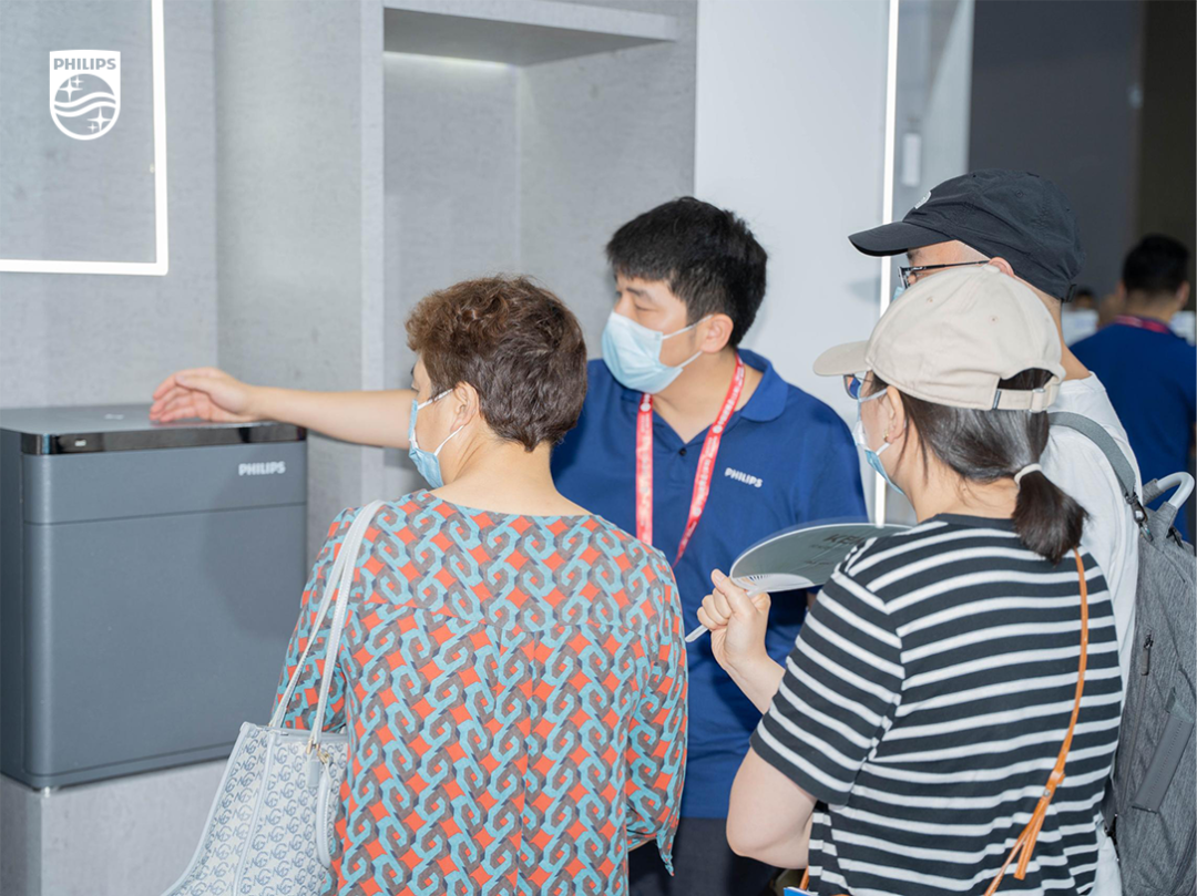 977552cmc奥6门携新品亮相建博会