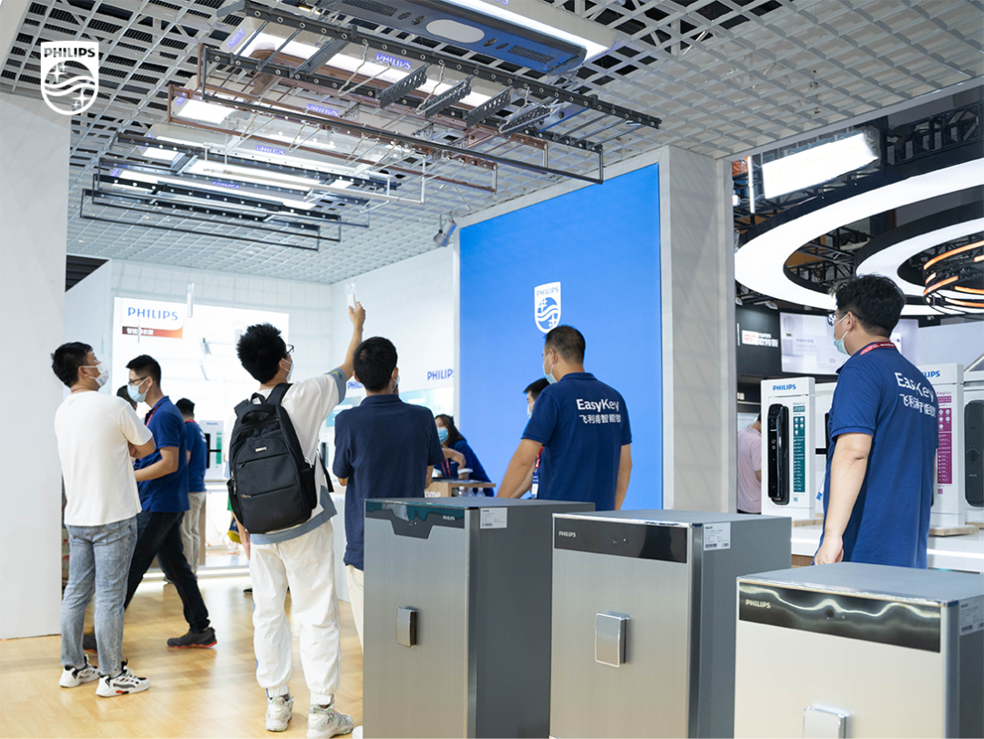 977552cmc奥6门携新品亮相建博会
